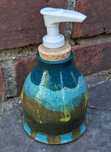 Load image into Gallery viewer, Gilligan